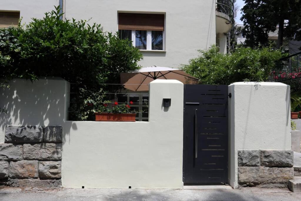 Joy4You Apt Near Beach And Center Split Dış mekan fotoğraf